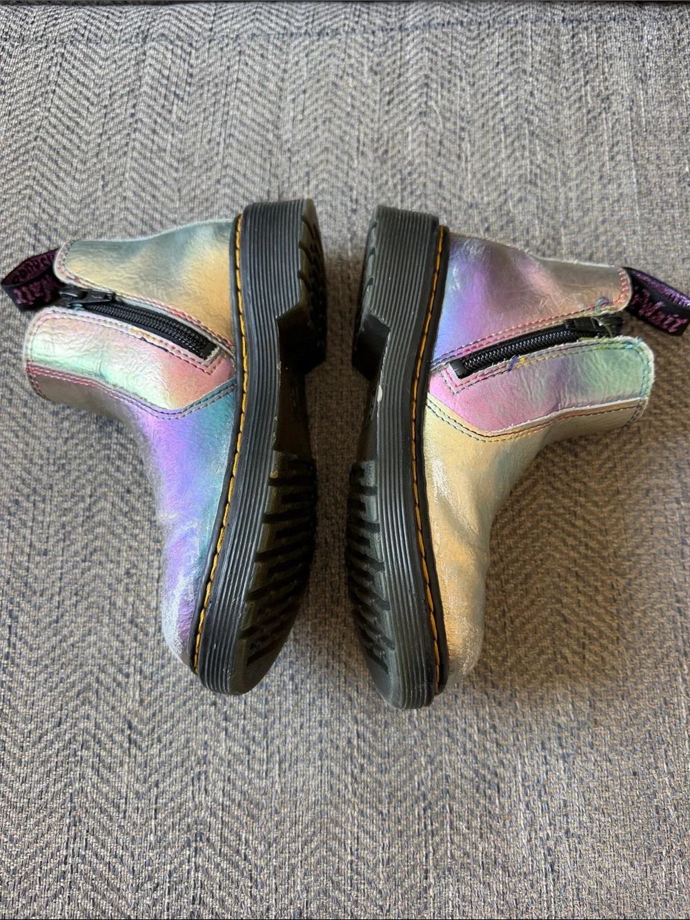 Dr. MARTENS TODDLER 2976 RAINBOW CRINKLE LEATHER CHELSEA BOOTS Size: 12